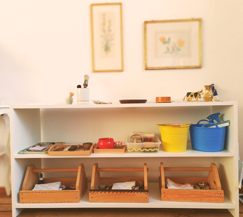 Montessori-CH_3-6-environment_19-scaled-e1743795823274