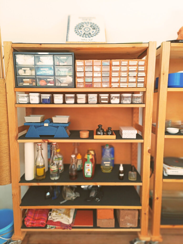 Montessori-CH_6-12-environment_4-scaled